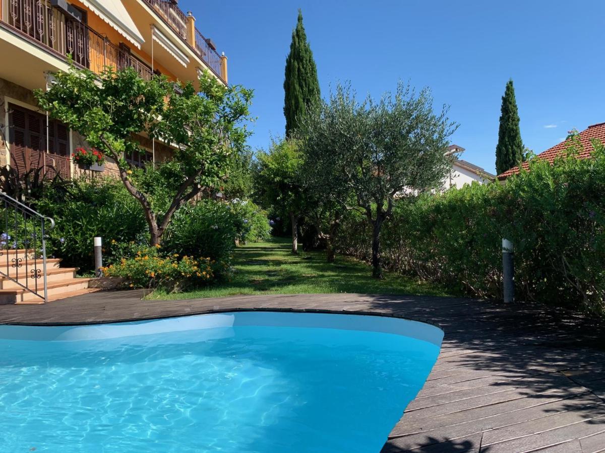 Villa Pineland Borghetto Santo Spirito Buitenkant foto